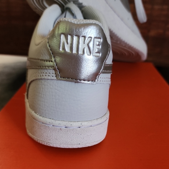 Nike Silver and White Athletic Shoes - Picture 5 of 11